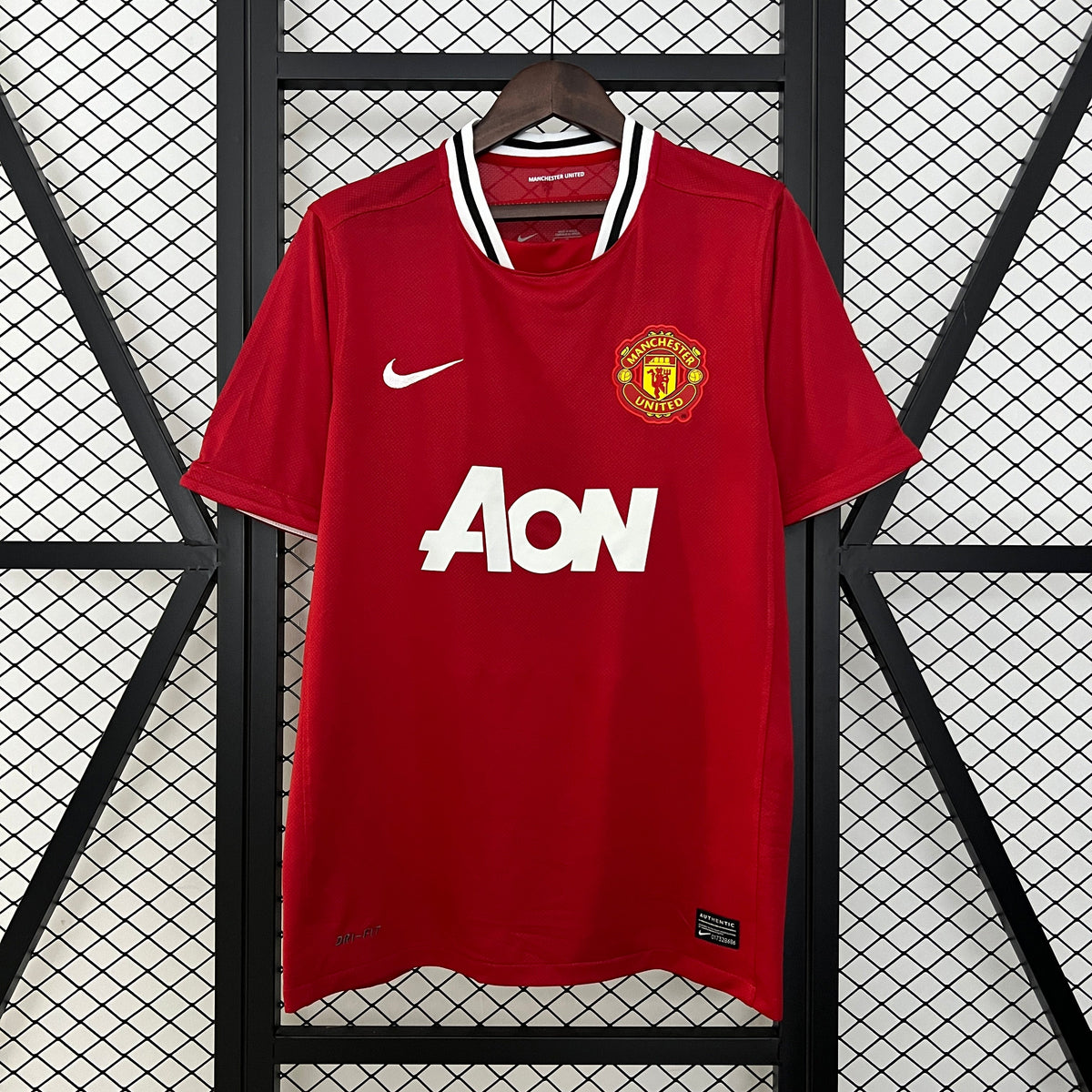 Retro Manchester United Jersey 2011-12 Home Football Kit Soccer Jersey