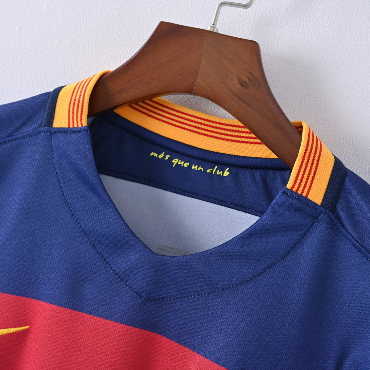 Retro Barcelona Jersey 2015/16 Home Long Sleeves Football Kits Soccer Shirt