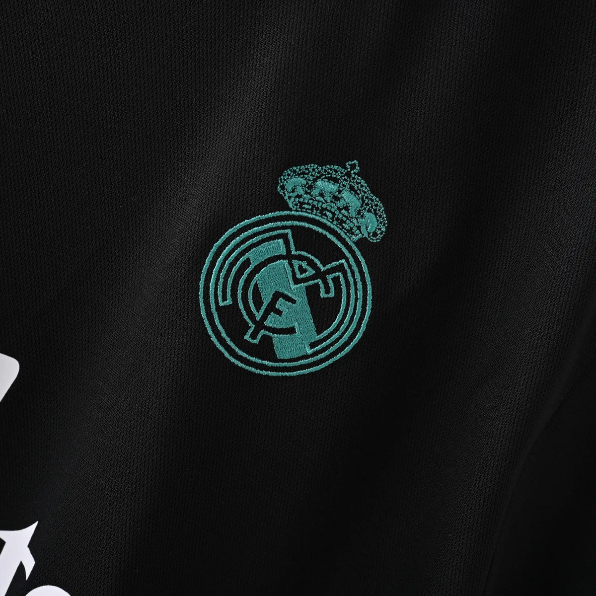 Retro-real-madrid-away-kit-17/18-football-jersey