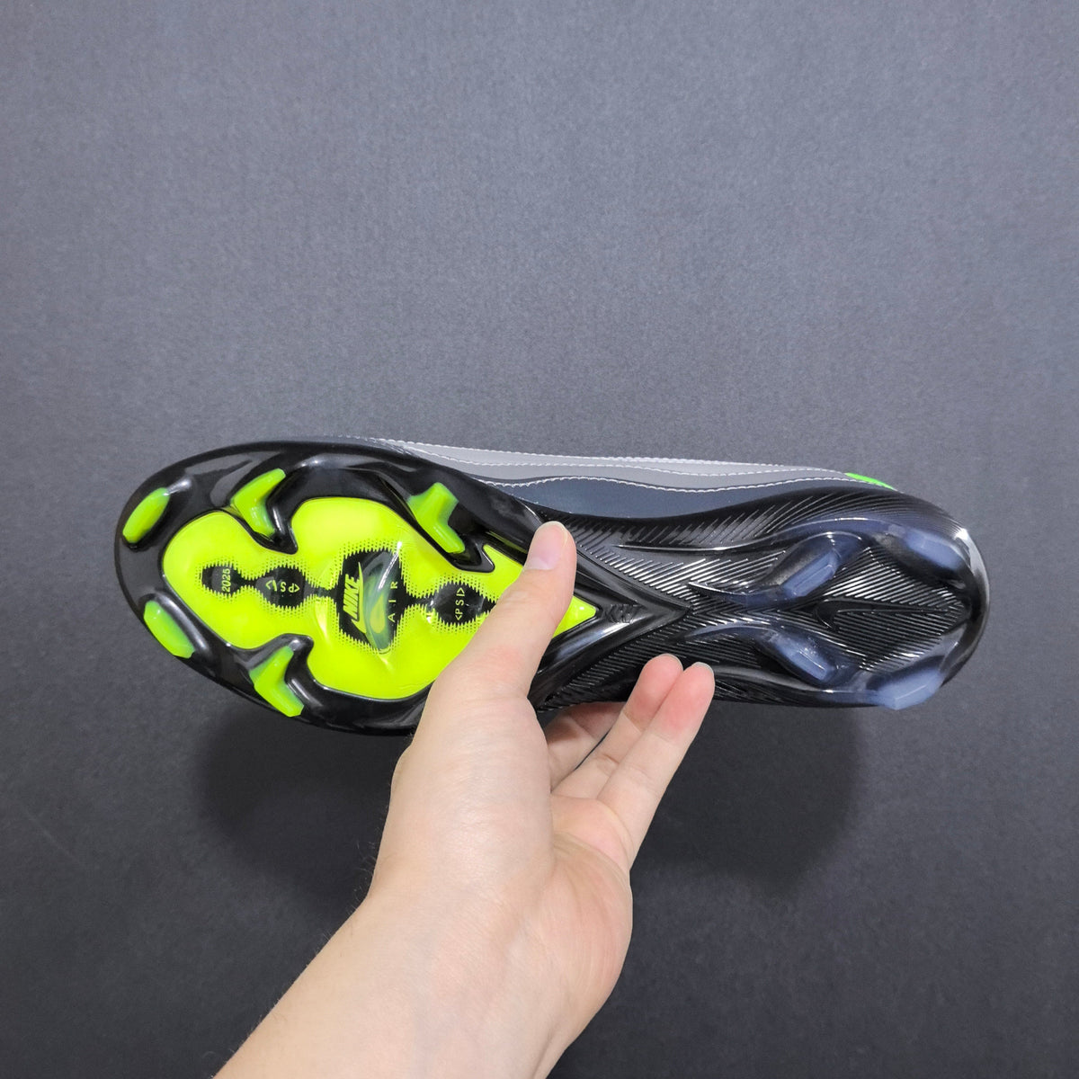 Nike Mercurial 4
