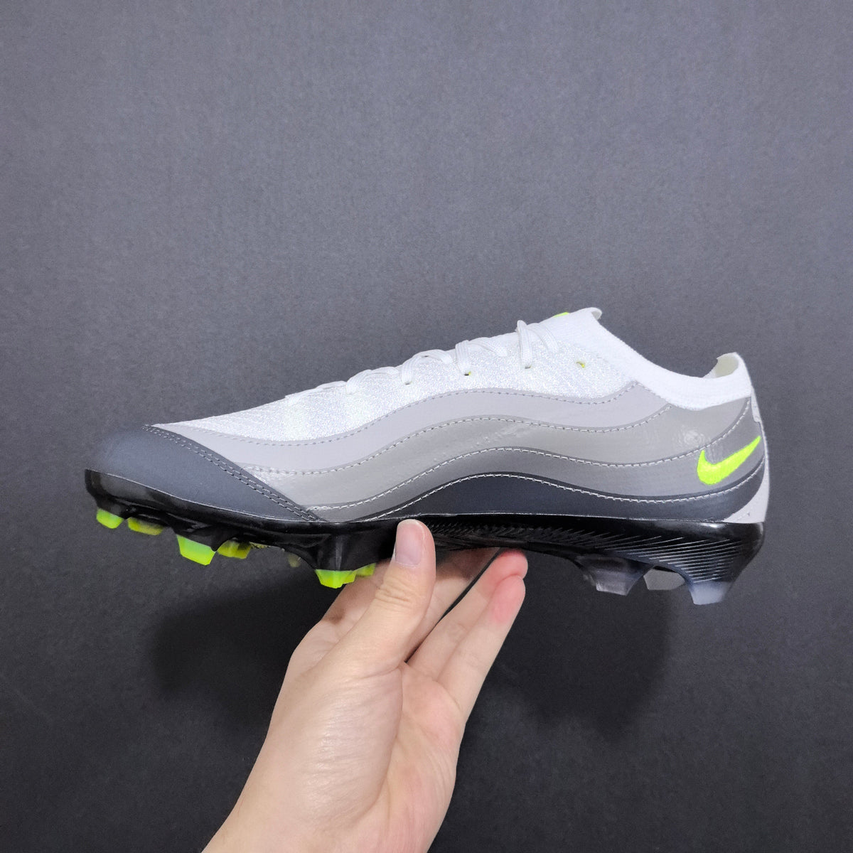 Nike Mercurial 4
