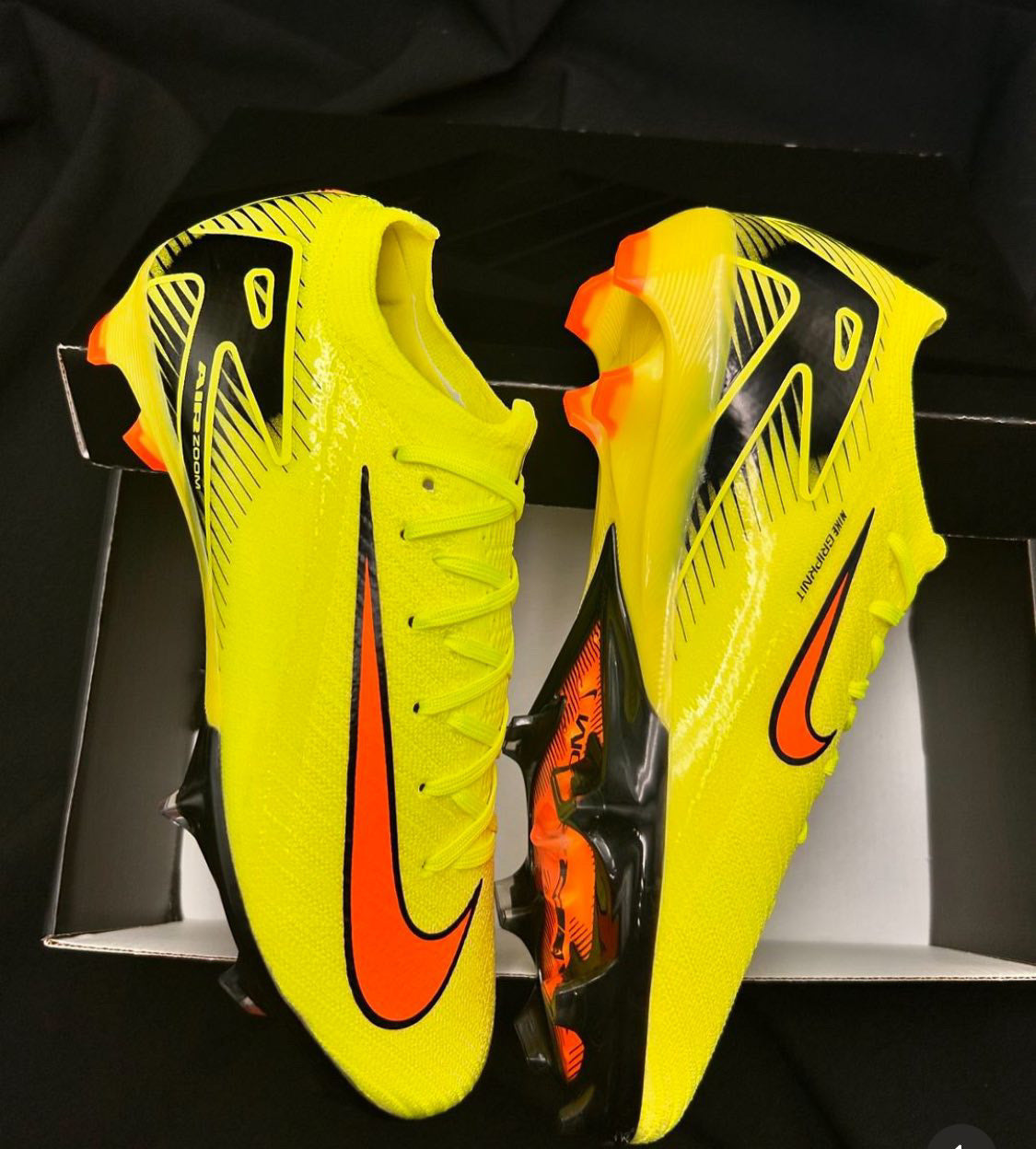 Nike Mercurial 66