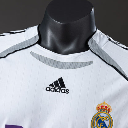 Player Version Real Madrid Jersey 2006-07 Home Retro Football Kit Player Version