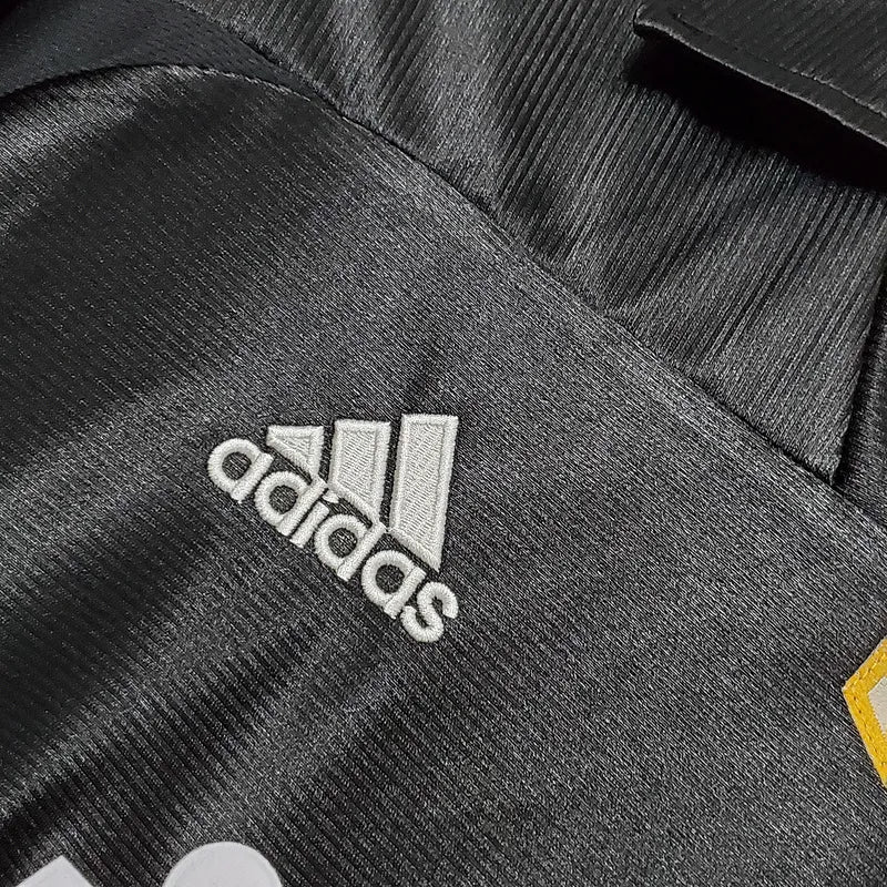Real Madrid Jersey Away Kit 1998/99 Retro