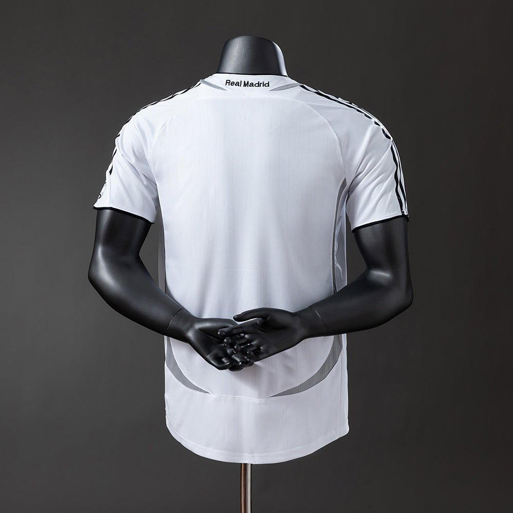 Player Version Real Madrid Jersey 2006-07 Home Retro Football Kit Player Version